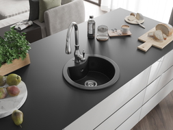 Mexen Diego 1-bowl granite sink with Savita kitchen faucet, black/silver metallic - 6512-73-672601-00