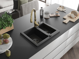 Mexen Carlos granite sink 1.5-bowl with Savita kitchen faucet, black - 6518-77-672601-50-B
