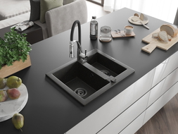 Mexen Carlos 1.5-bowl granite sink with Aster kitchen faucet, black/gold metallic - 6518-75-73450-07-B