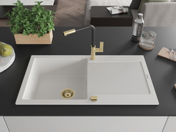 Mexen Leo granite sink 1-bowl with drainer and Flora kitchen faucet, white - 6501-20-670401-57-G