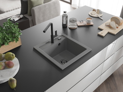 Mexen Vito 1-bowl granite sink with Flora kitchen faucet, gray - 6503-71-670401-70-B