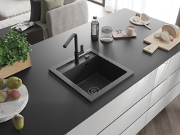 Mexen Vito single-bowl granite sink with Flora kitchen faucet, black speckled - 6503-76-670401-70-B