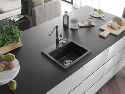 Mexen Milo 1-compartment granite sink with a kitchen mixer tap Flora, Black/Gold metallic - 6505-75-670401-00