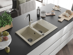 Mexen Gaspar 1.5-Bowl Granite Sink with Drainer and Flora Kitchen Faucet, Beige - 6507-69-670401-07-B