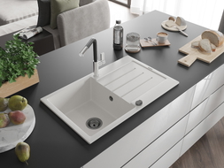 Mexen Bruno Granite Kitchen Sink 1-Bowl with Drainer and Flora Kitchen Faucet, White - 6513-20-670401-07-B