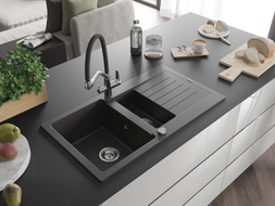 Mexen Matias granite kitchen sink 1.5-bowl with drainer and Duo kitchen faucet, speckled black - 6502-76-671701-07