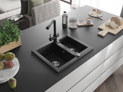 Mexen Carlos granite sink 1.5-bowl with Duero kitchen faucet, black/silver metallic - 6518-73-671600-70