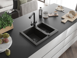 Mexen Carlos 1.5-bowl granite sink with Duero kitchen faucet, black/gold metallic - 6518-75-671600-70-B