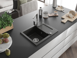 Mexen Enzo granite kitchen sink 1-bowl with drainer and kitchen faucet Rita, black/gold metallic - 6506-75-670300-00