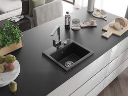 Mexen Milo 1-compartment granite sink with a kitchen mixer tap Rita, Black/Gold metallic - 6505-75-670300-00