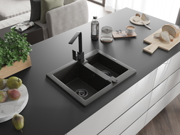 Mexen Carlos 1,5-compartment granite sink with a kitchen mixer tap Rita, Black/Gold metallic - 6518-75-670300-70-B